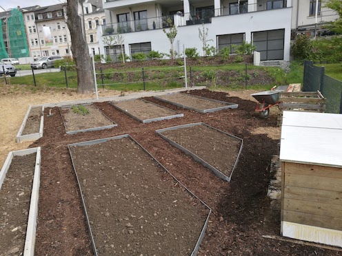 Mai 2017 - Nutzgarten nimmt Gestalt an